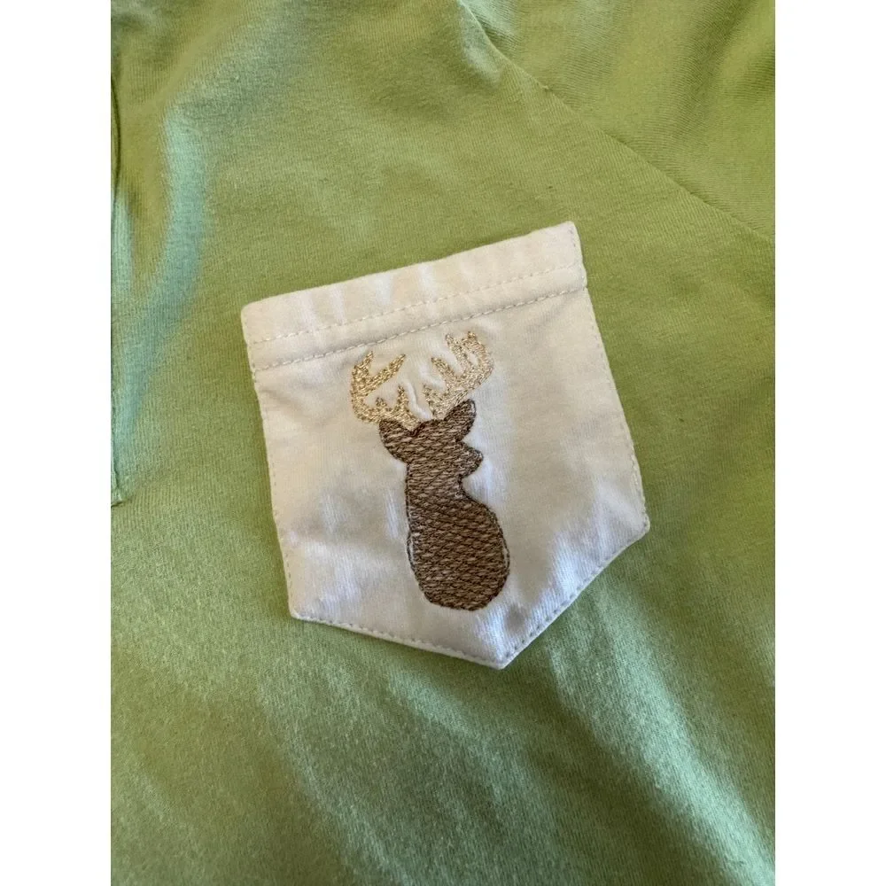 Deer applique pocket green‎ top size 5/6